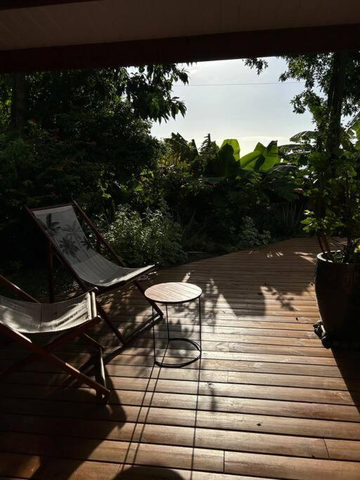 Bungalow, Gite Les Fleurs Du Colibri 波尔兰特 外观 照片